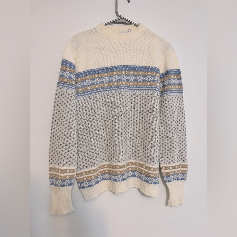 Vintage Knit patterned Scandinavian Sweater Women’s Size M/L